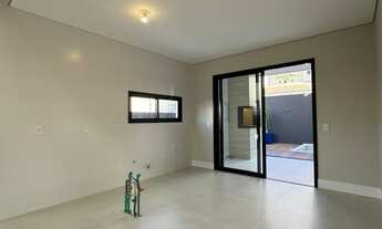 Imagem 4: Casa Alto Padrão com 209m² á aproximadamente 800 metros da Praia dos Ingleses