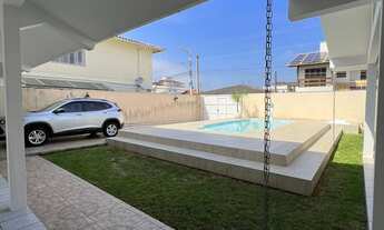 Imagem: Casa Padrão - aproximadamente 2,3 km da