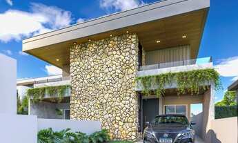 Imagem: Sobrado Alto Padrão localizado app 2.7