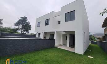 Imagem 2: Sobrado com escritura publica localizado em loteamento planejado no bairro Rio Vermelho, F