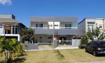 Imagem: Sobrado à venda no bairro Ingleses do Rio