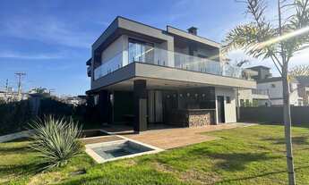 Imagem: Casa Alto Padrão em condomínio fechado