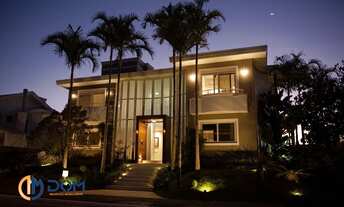 Imagem: Ampla casa de Esquina em Jurerê Internacional