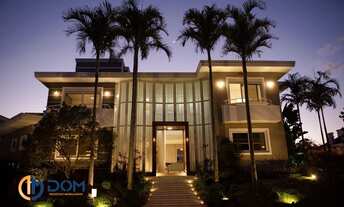 Imagem 3: Ampla casa de Esquina em Jurerê Internacional