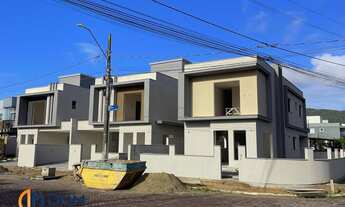 Imagem 7: Casa Duplex com 3 Dormitórios em Lote Privilegiado - aproximadamente 6,5km da praia dos In