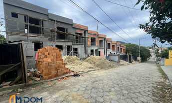 Imagem 2: Sobrado com 2 suítes a 550 metros da Praia do Santinho