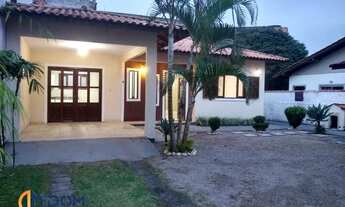 Imagem: Casa Padrão - aproximadamente a 3km da