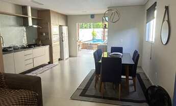 Imagem 4: Sobrado mobiliado, com 110m² de área construída, localizado aproximadamente 2,9km da prai