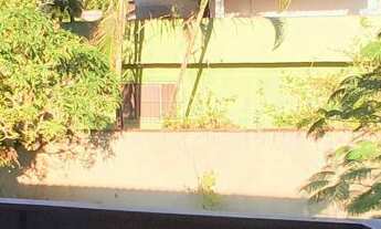 Imagem: Sobrado perto da praia