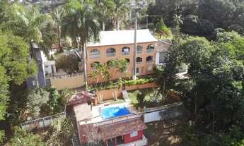 Imagem: Chácara na represa em Igaratá