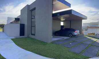 Imagem: Casa térrea de Alto Padrão