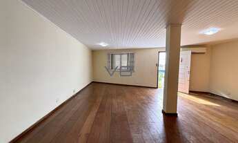 Imagem 5: Casa com 190 m², 3 quartos, 5 vagas de garagem, no Água Verde, Curitiba-PR