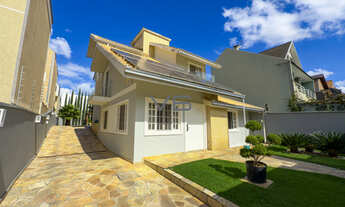 Imagem: Casa de Alto Padrão com 3 Dormitórios