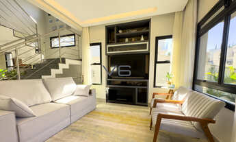 Imagem 3: Casa Alto Padrão, com 3 quartos, 243 m² privativos, 3 vagas de garagem, no Campo Comprido