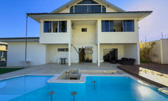 Imagem: Casa em Condomínio com 474 m² privativos