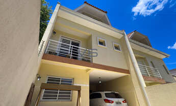 Imagem 1: Sobrado Alto Padrão com 174 m² privativos, 4 quartos, 2 vagas de garagem, no Ecoville, Cur