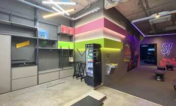 Imagem 4: Ponto Comercial com 211 m², 2 vagas de garagem no Cabral, Curitiba-PR