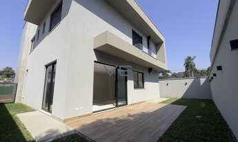 Imagem 3: Casa alto padrão com 3 suítes, 287m²privativos, 4 vagas de garagem, no Barigui, Curitiba