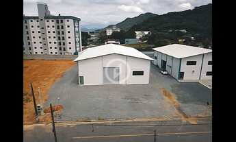 Imagem 3: Galpão com 660 m² (20x33m