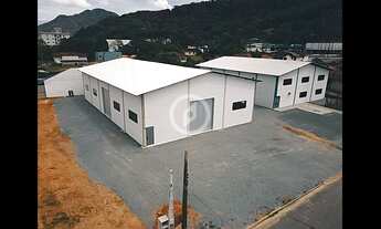 Imagem: Galpão com 660 m² (20x33m