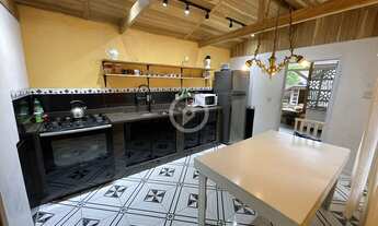 Imagem: Duas casas em um terreno