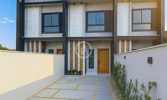 Imagem: Sobrado à venda no bairro Beira Rio - Guaramirim/SC