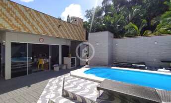 Imagem 3: Casa à venda no bairro Centro - Guaramirim/SC