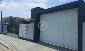 Imagem 3: Casa à venda no bairro Centro - Guaramirim/SC