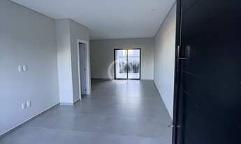 Imagem 6: Sobrado geminado Alto Padrão Suíte + 2 quartos