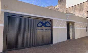 Imagem: Casa à venda no bairro Centro - Ituiutaba/MG