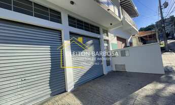 Imagem: Sobrado com salão comercial ao lado da