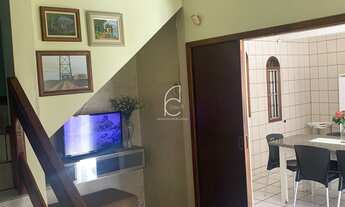 Imagem 4: Excelente casa em Coqueiros com Churrasqueira