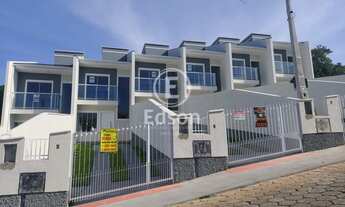 Imagem: Sobrado à venda no bairro Forquilhas