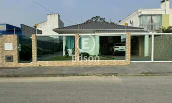 Imagem: Casa à venda no bairro Aririu - Palhoça/SC