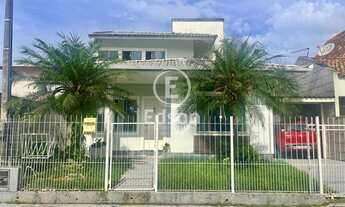 Imagem: Casa à venda no bairro Madri - Palhoça/SC