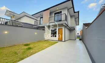 Imagem: Sobrado à venda no bairro Forquilhas