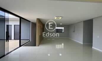 Imagem 2: Cobertura com Sala Comercial na Parte de Baixo