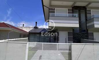 Imagem: Sobrado à venda no bairro Praia do Sonho