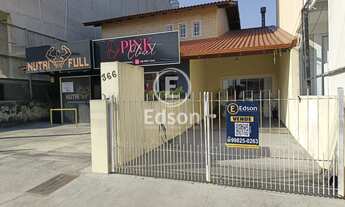 Imagem 2: Casa com 2 salas comerciais