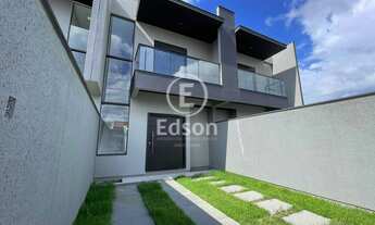 Imagem: Sobrado à venda no bairro Sertão do Maruim