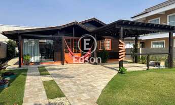 Imagem: Casa à venda no bairro Pinheira - Palhoça/SC