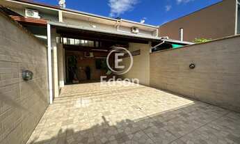 Imagem: Sobrado à venda no bairro Forquilhas