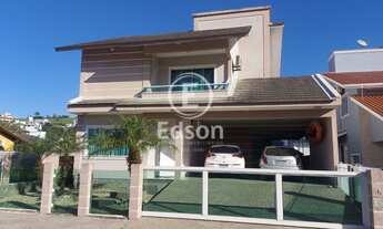 Imagem: Casa à venda no bairro Pedra Branca - Palhoça/SC