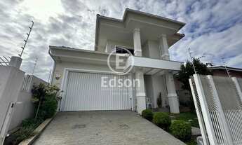 Imagem: Casa à venda no bairro Picadas do Sul