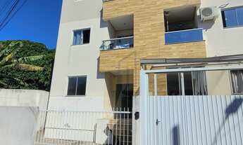 Imagem 2: Apartamento térreo com amplo espaço e ótima localização!