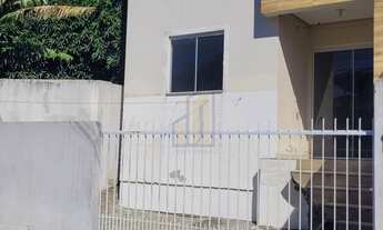 Imagem 3: Apartamento térreo com amplo espaço e ótima localização!