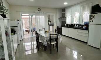 Imagem 6: Casa Duplex à Venda na Praia dos Ingleses, Florianópolis/SC