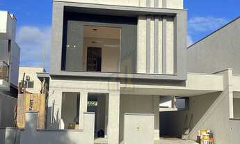 Imagem 2: Casa à Venda no Bairro Rio Vermelho, Florianópolis/SC