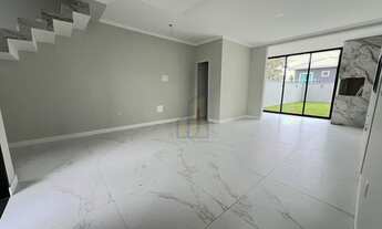 Imagem 6: Casa Duplex à Venda no Bairro Rio Vermelho, Florianópolis/SC