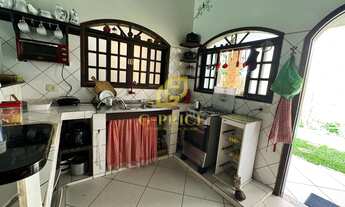 Imagem 7: Linda Casa de Esquina com Amplo espaço de Terreno de 432 m² à 650 mts do Mar